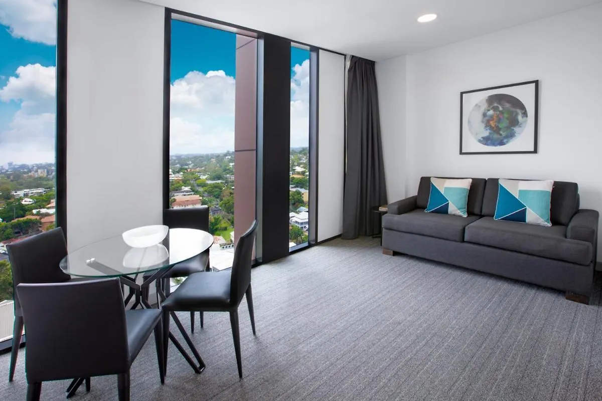 Essence Suites Taringa Brisbane